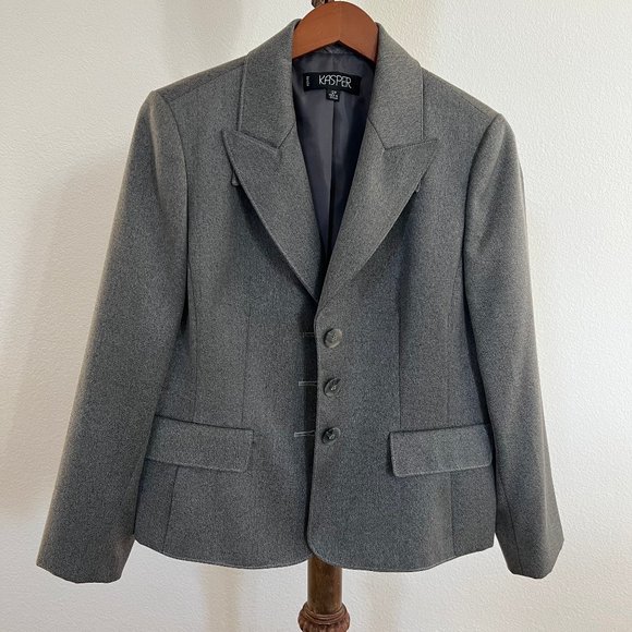Kasper Womens' Size 12P Long Sleeve Heather Gray Three-Button Peak Lapel Blazer - Picture 1 of 11